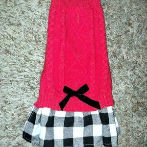 7S8.  velvet bow dress (dogs)